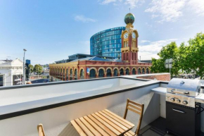 'BOWIE' Sun soaked Comfort in the Heart of Richmond